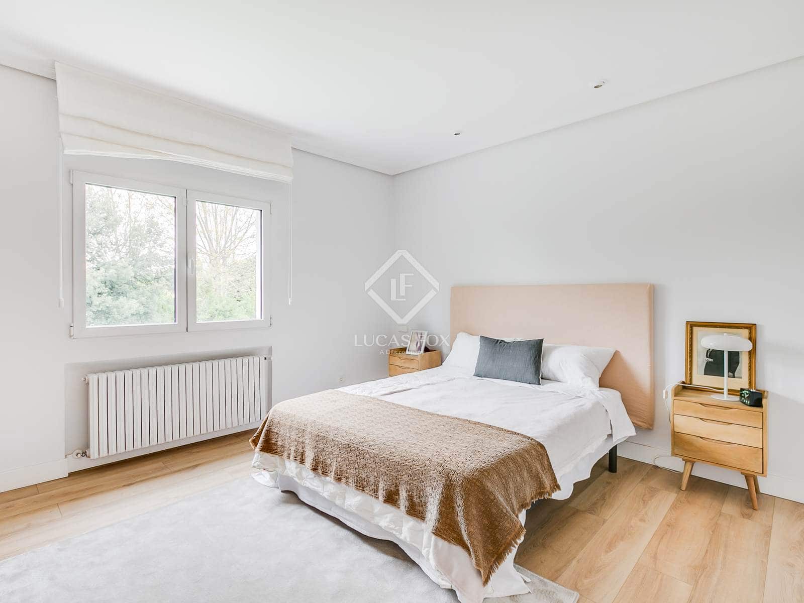 7 soverom Villa til salgs i Madrid by med svømmebasseng - € 6 200 000 (Ref: 8947603)