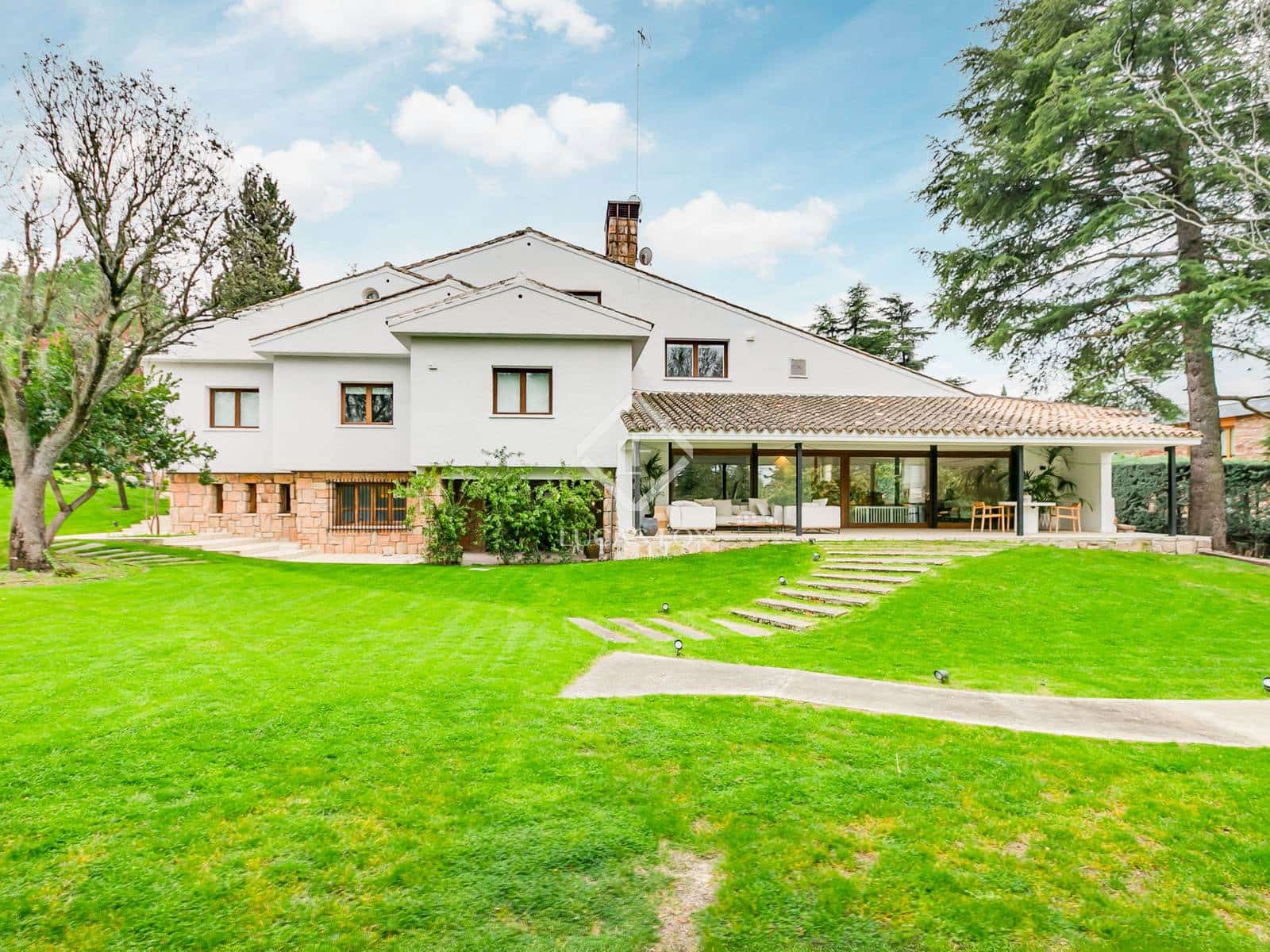 7 soverom Villa til salgs i Madrid by med svømmebasseng - € 6 200 000 (Ref: 8947603)