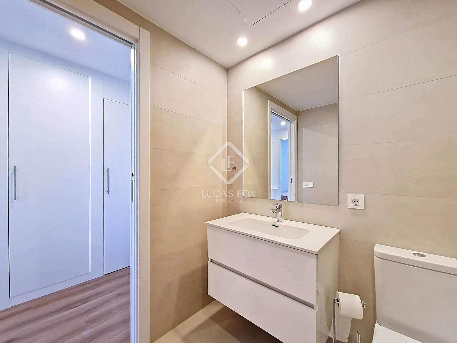 2 bedroom Apartment for rent in Vilanova i la Geltru with pool garage - € 1,630 (Ref: 8947605)