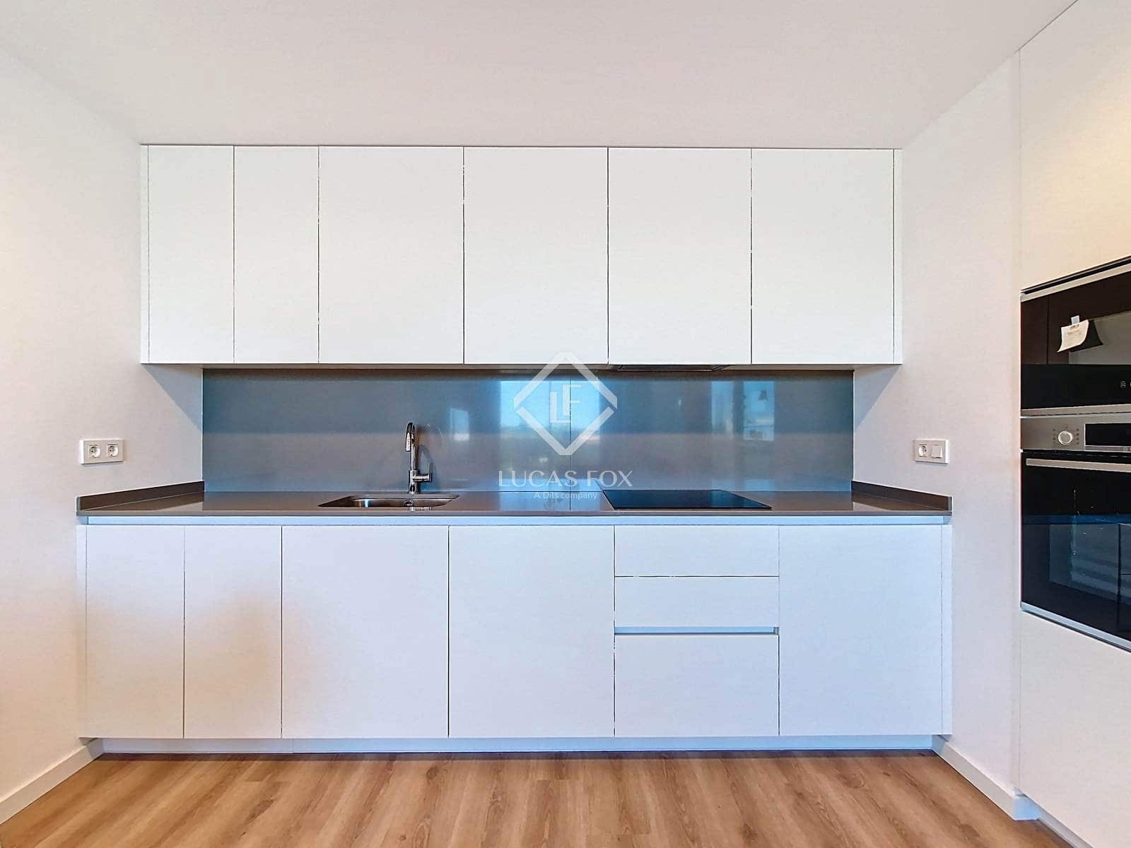 2 bedroom Apartment for rent in Vilanova i la Geltru with pool garage - € 1,630 (Ref: 8947605)