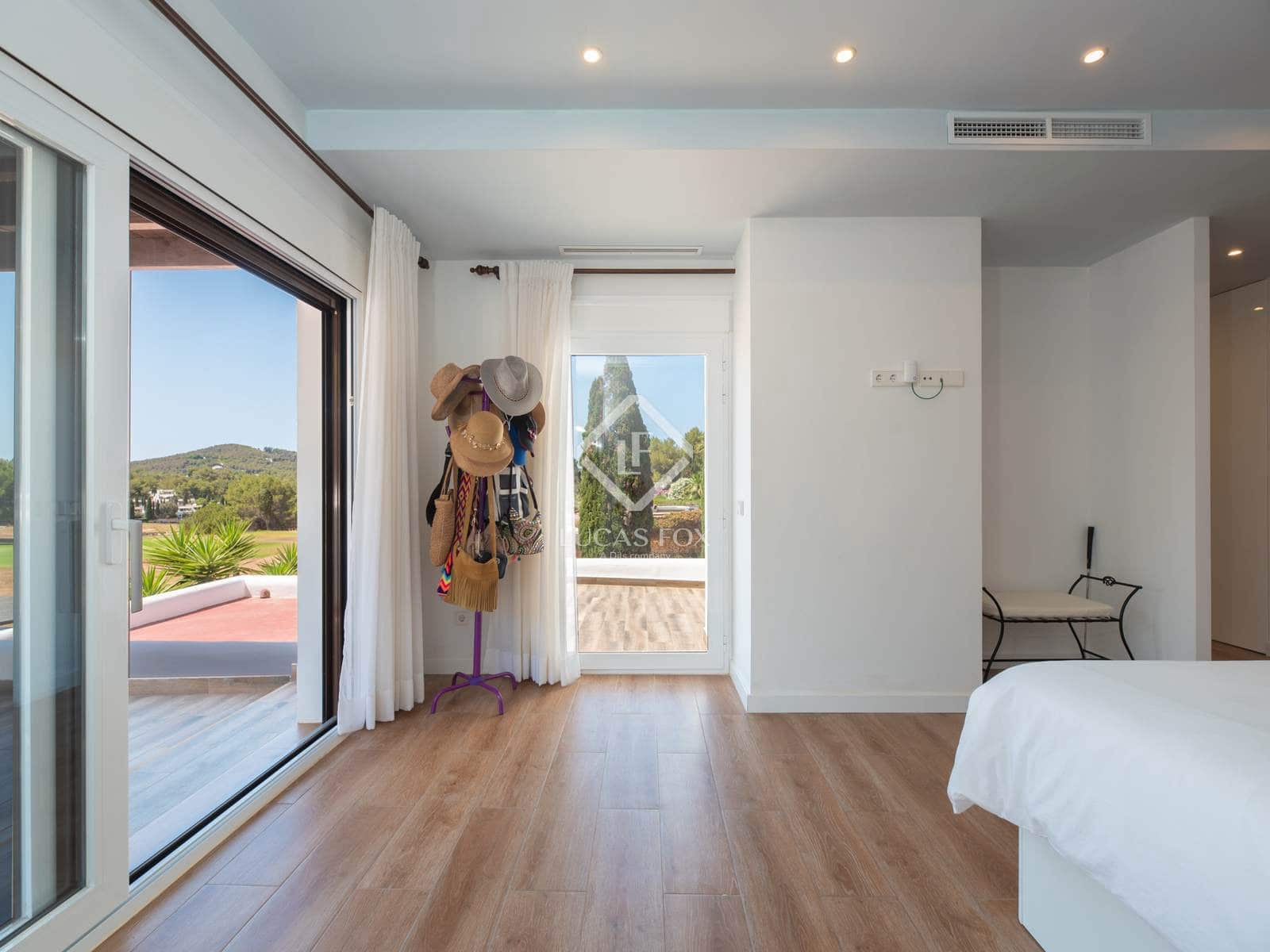 4 sypialnia Willa na sprzedaż w Miasto Ibiza / Eivissa z basenem garażem - 3 950 000 € (Ref: 8947607)