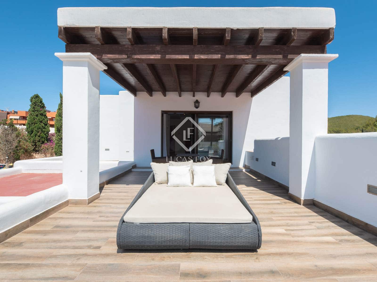 4 sypialnia Willa na sprzedaż w Miasto Ibiza / Eivissa z basenem garażem - 3 950 000 € (Ref: 8947607)