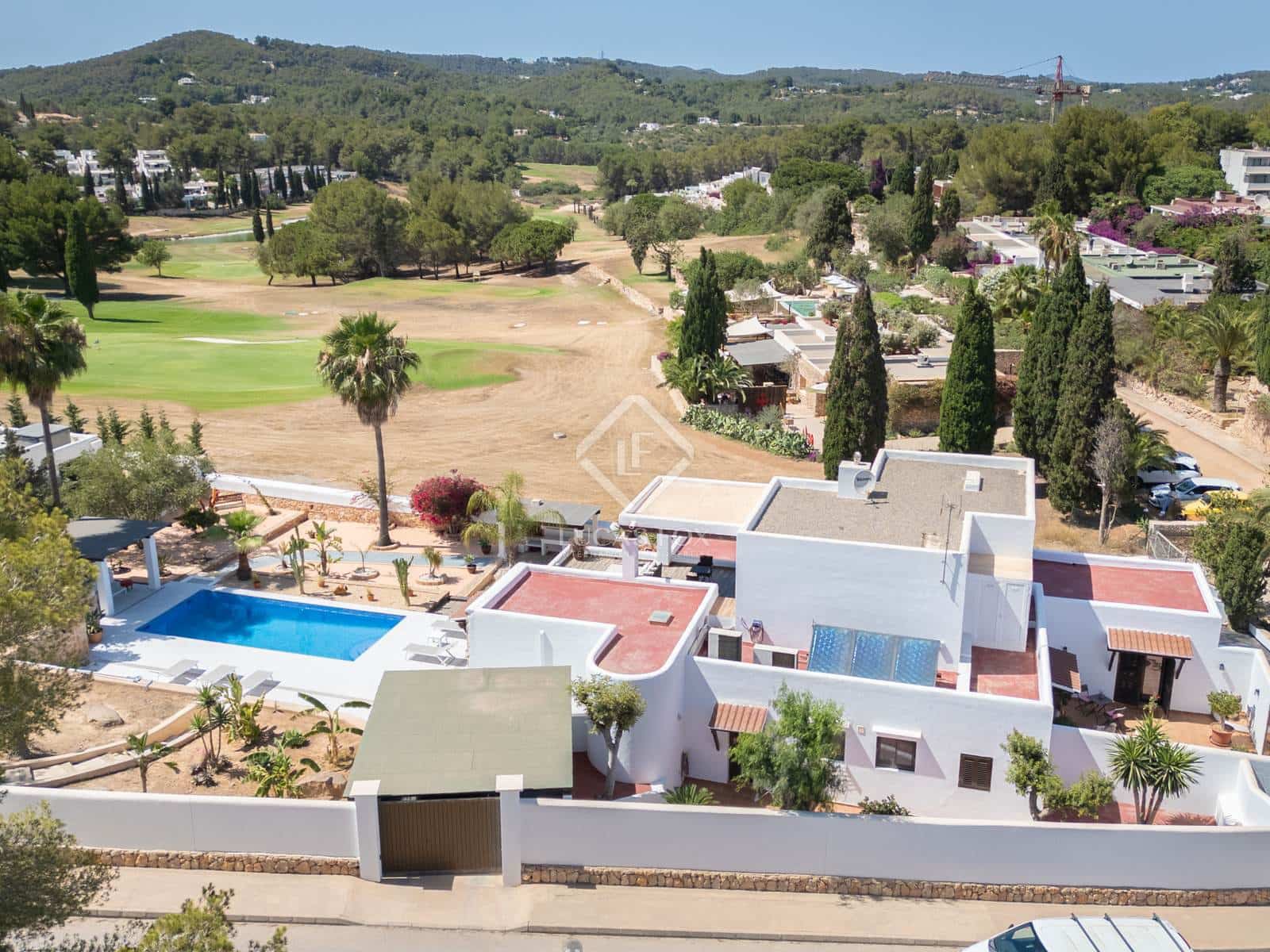 4 sypialnia Willa na sprzedaż w Miasto Ibiza / Eivissa z basenem garażem - 3 950 000 € (Ref: 8947607)