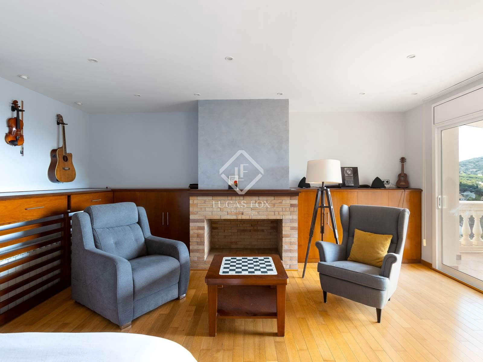 5 soverom Villa til salgs i Cabrils med svømmebasseng garasje - € 995 000 (Ref: 8949254)