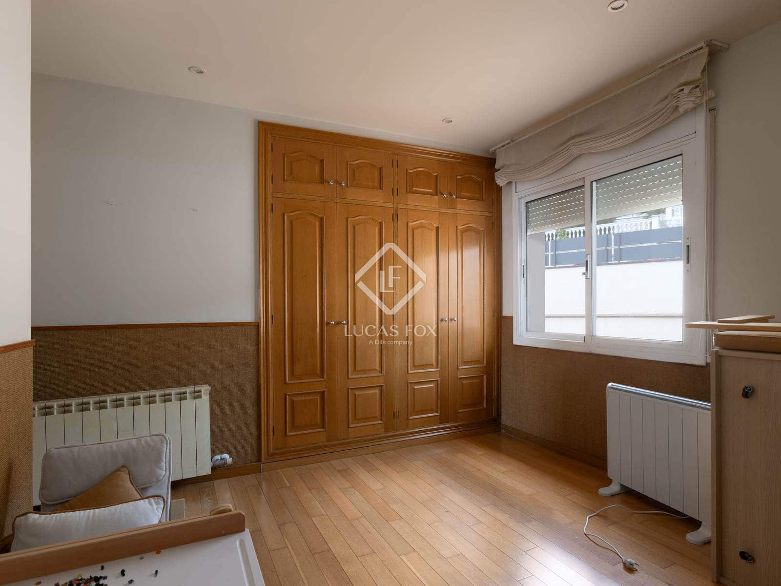 5 soverom Villa til salgs i Cabrils med svømmebasseng garasje - € 995 000 (Ref: 8949254)