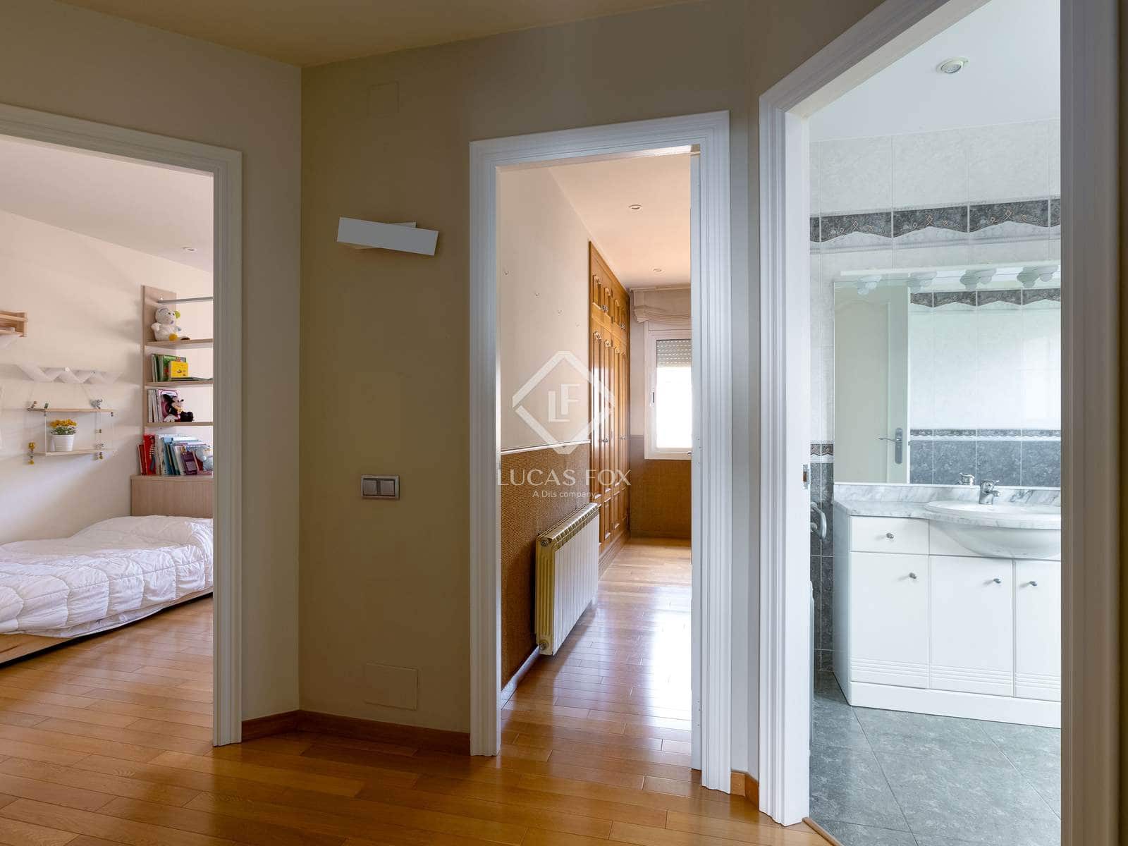 5 soverom Villa til salgs i Cabrils med svømmebasseng garasje - € 995 000 (Ref: 8949254)