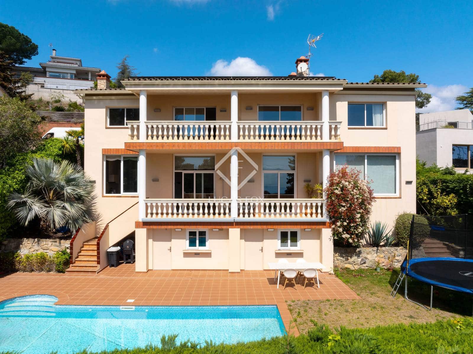 5 bedroom Villa for sale in Cabrils with pool garage - € 995,000 (Ref: 8949254)