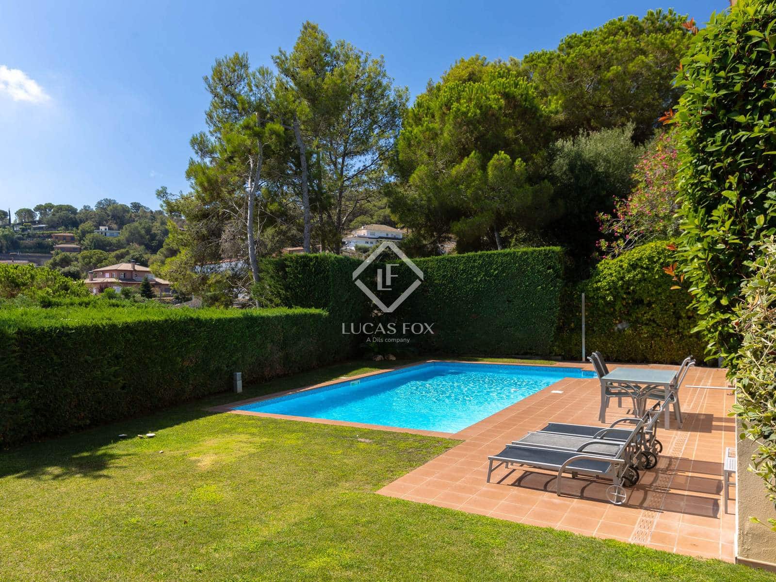 5 soverom Villa til salgs i Cabrils med svømmebasseng garasje - € 995 000 (Ref: 8949254)