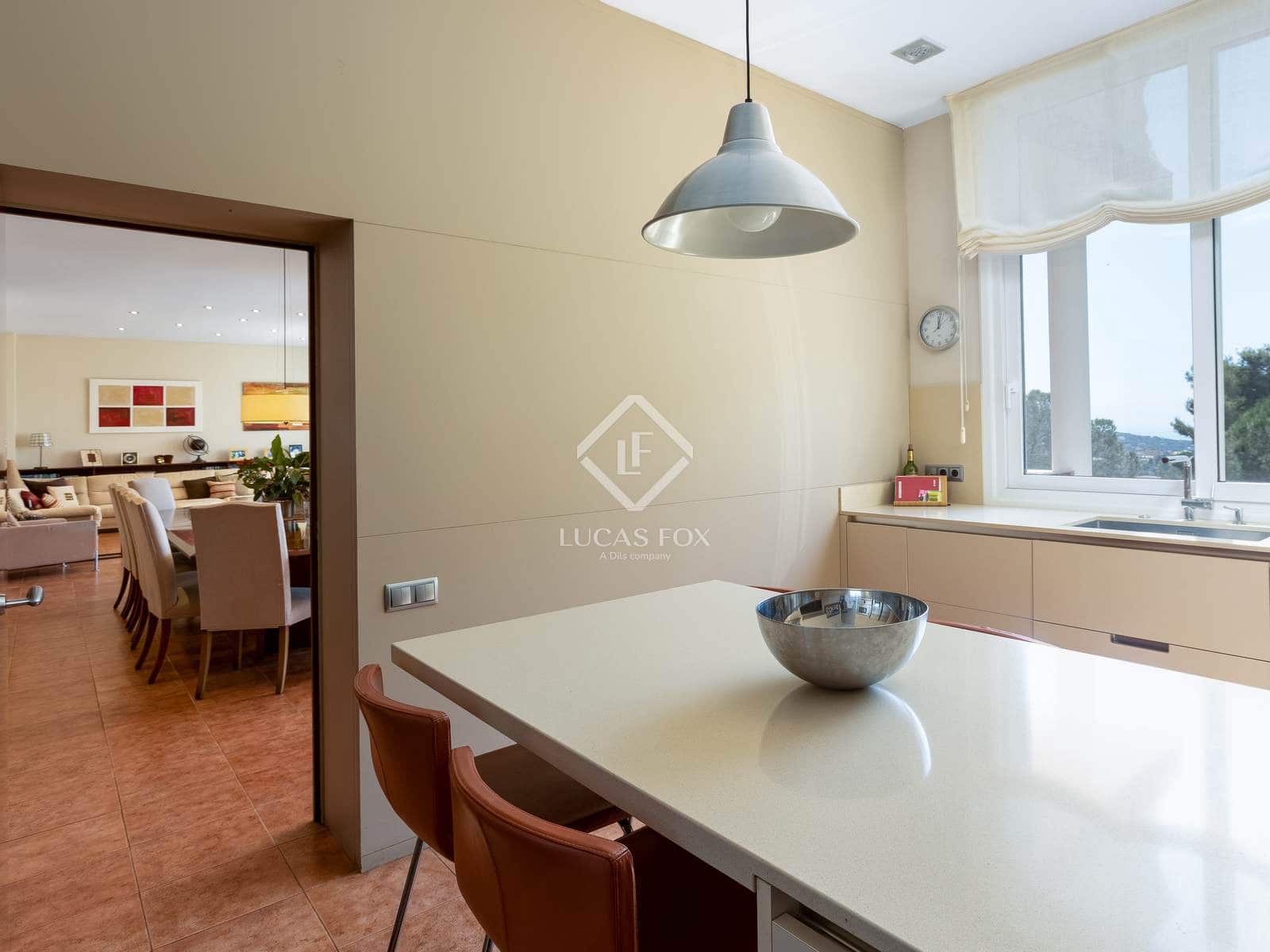 5 soverom Villa til salgs i Cabrils med svømmebasseng garasje - € 995 000 (Ref: 8949254)