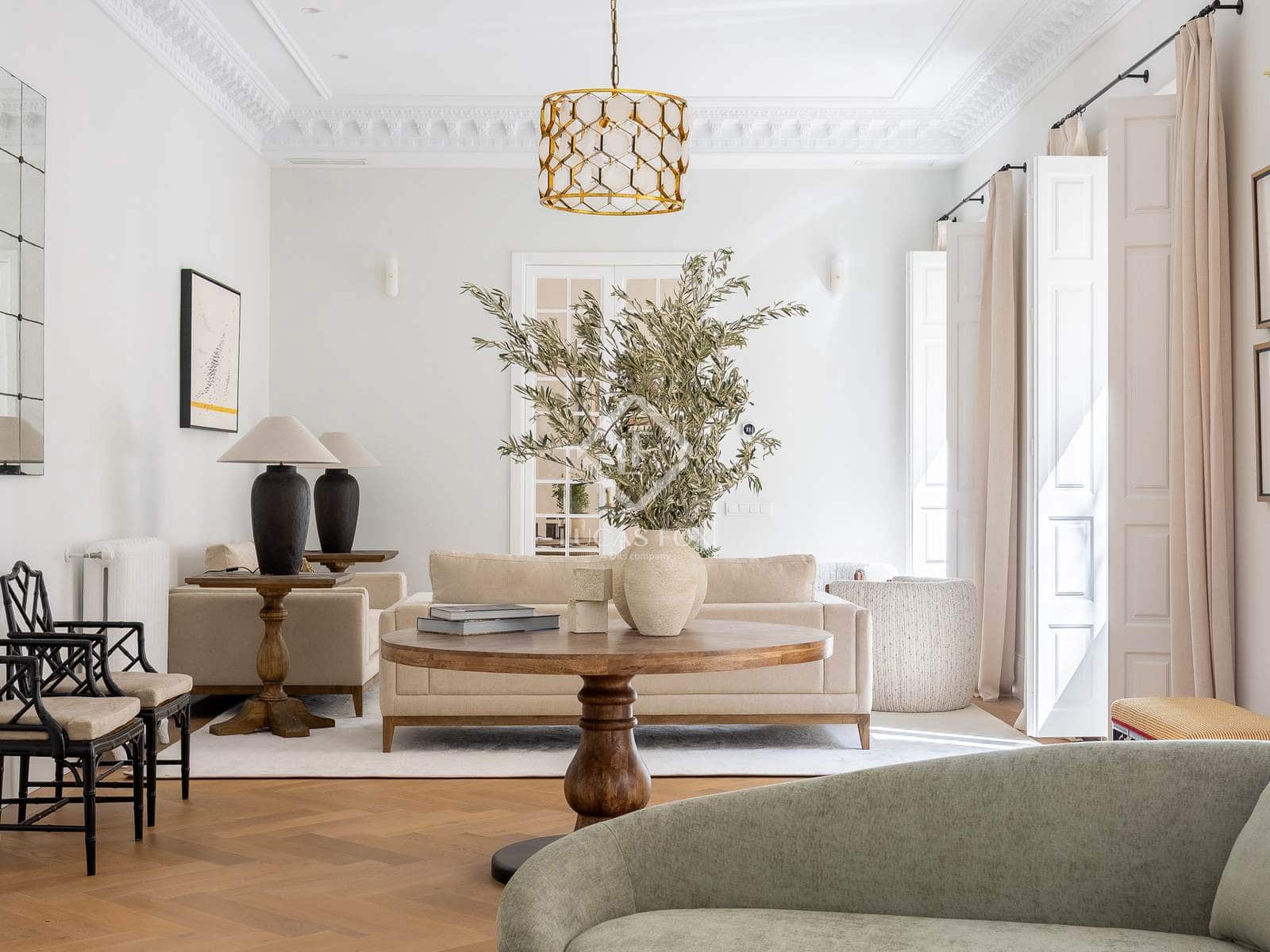 5 slaapkamer Appartement te koop in Madrid stad - € 9.200.000 (Ref: 8949507)