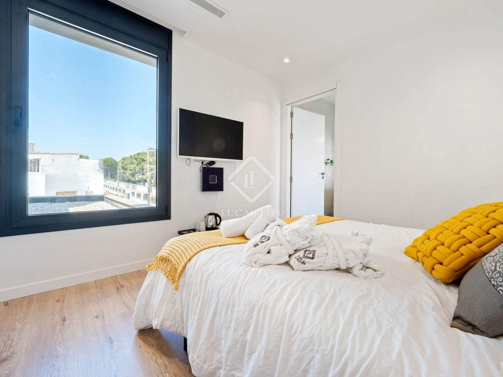 4 soveværelse Villa til salg i L'Ametlla de Mar med garage - € 898.000 (Ref: 8949508)