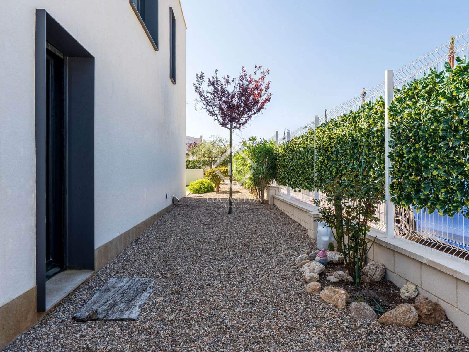 4 soveværelse Villa til salg i L'Ametlla de Mar med garage - € 898.000 (Ref: 8949508)