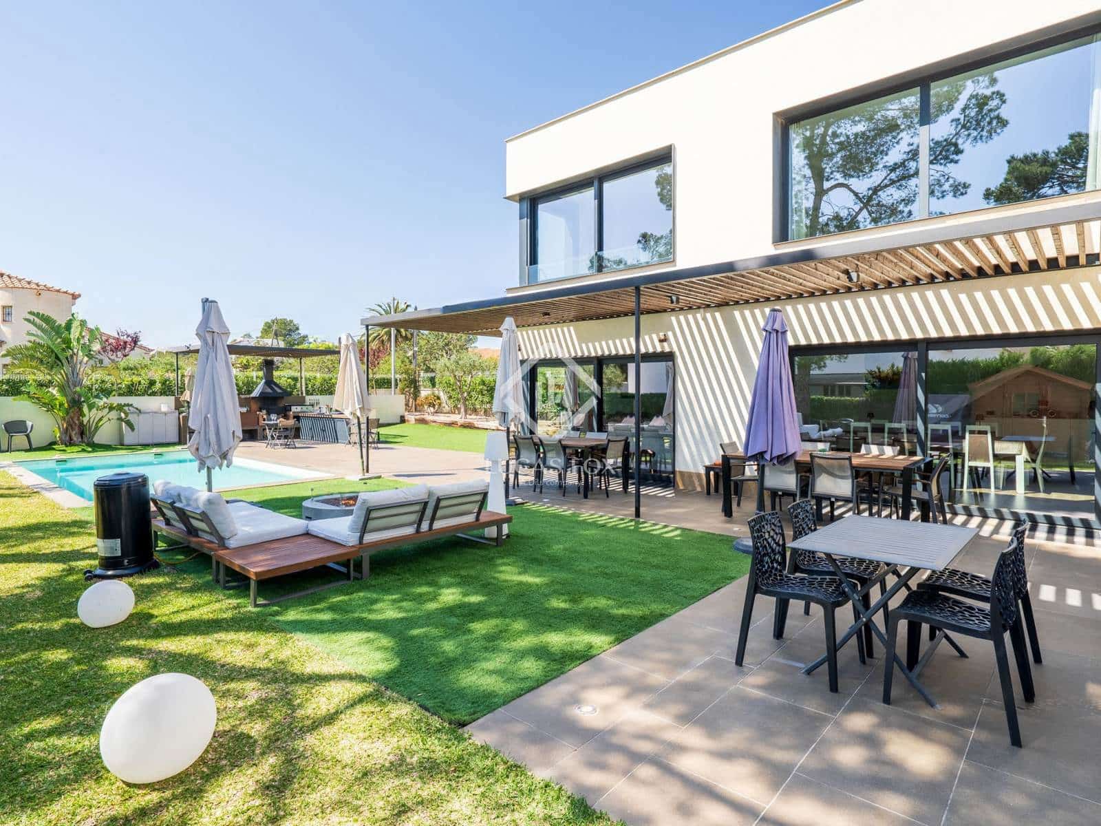 4 soveværelse Villa til salg i L'Ametlla de Mar med garage - € 898.000 (Ref: 8949508)