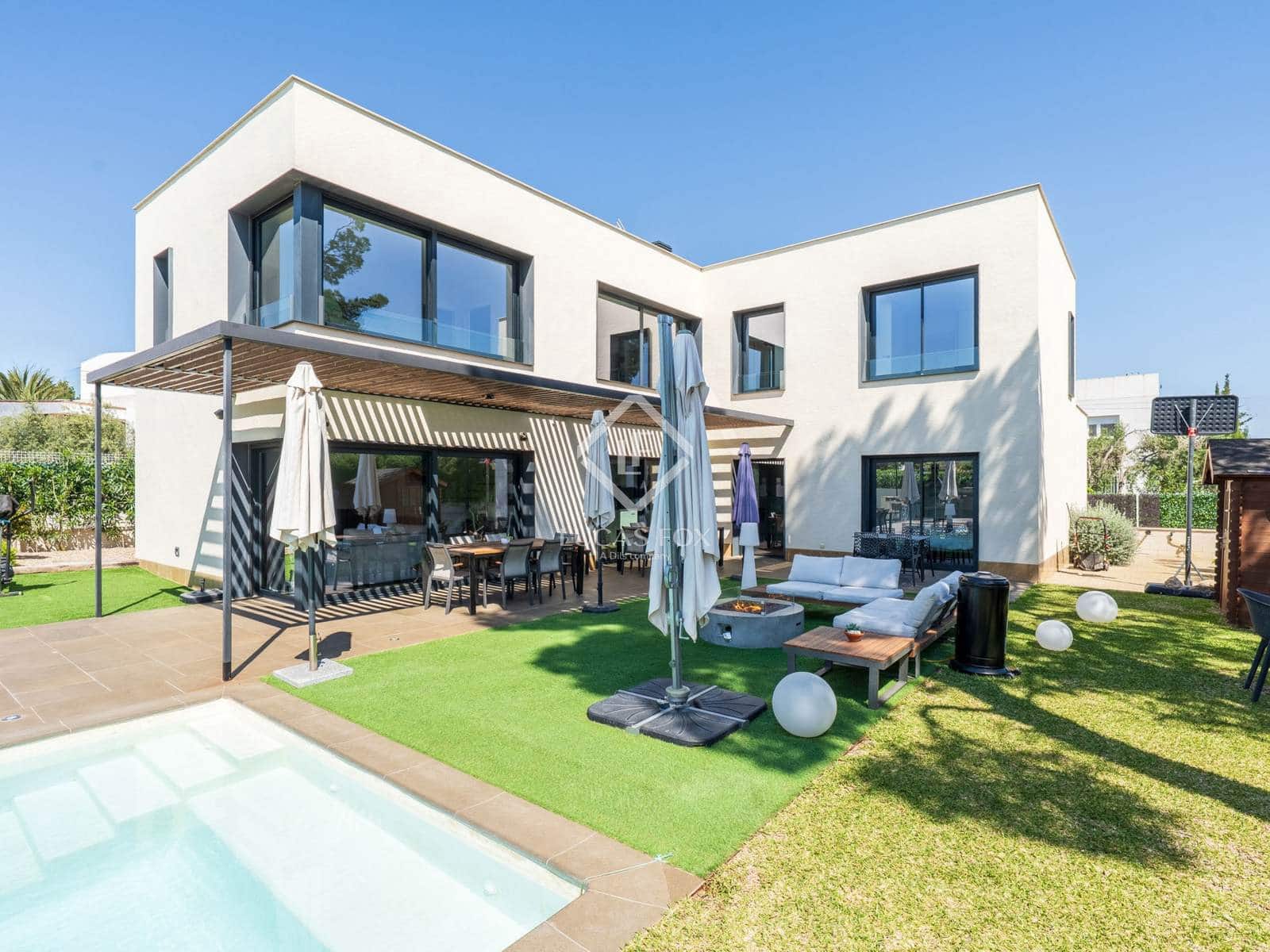 4 soveværelse Villa til salg i L'Ametlla de Mar med garage - € 898.000 (Ref: 8949508)