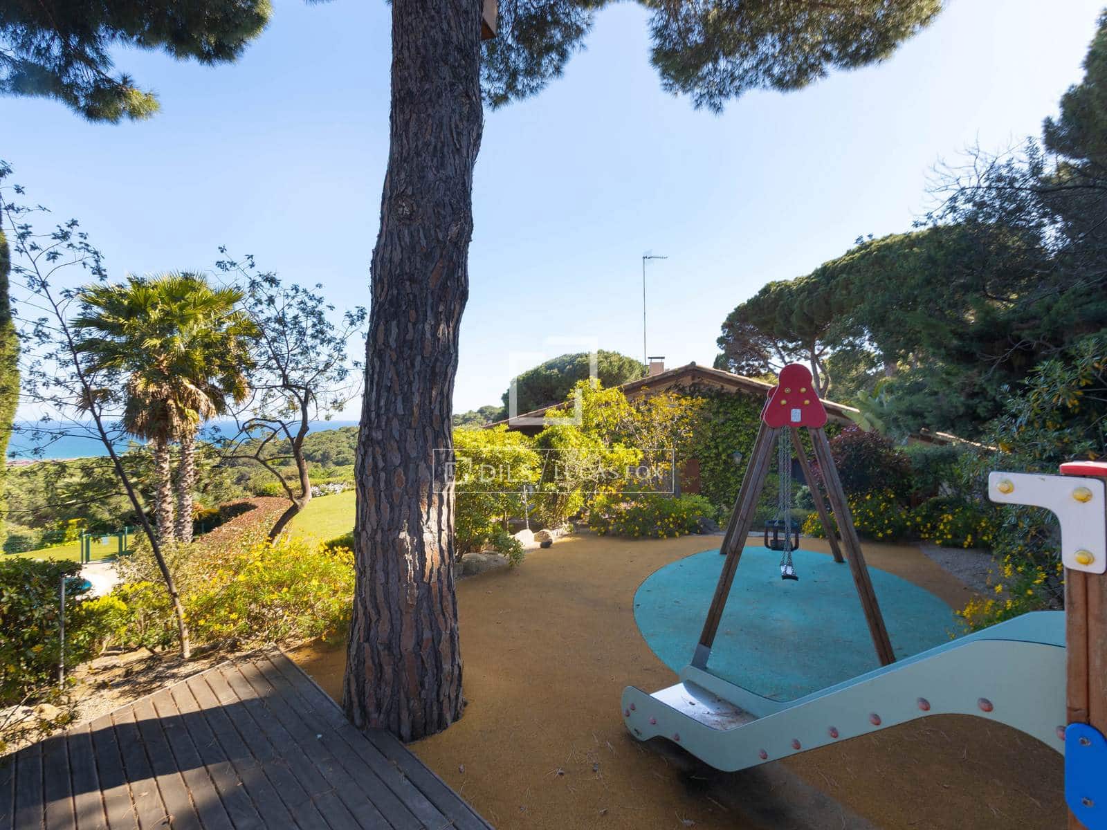 6 makuuhuone Huvila myytävänä paikassa Cabrera de Mar mukana uima-altaan 
autotalli - 1 850 000 € (Ref: 8949727)