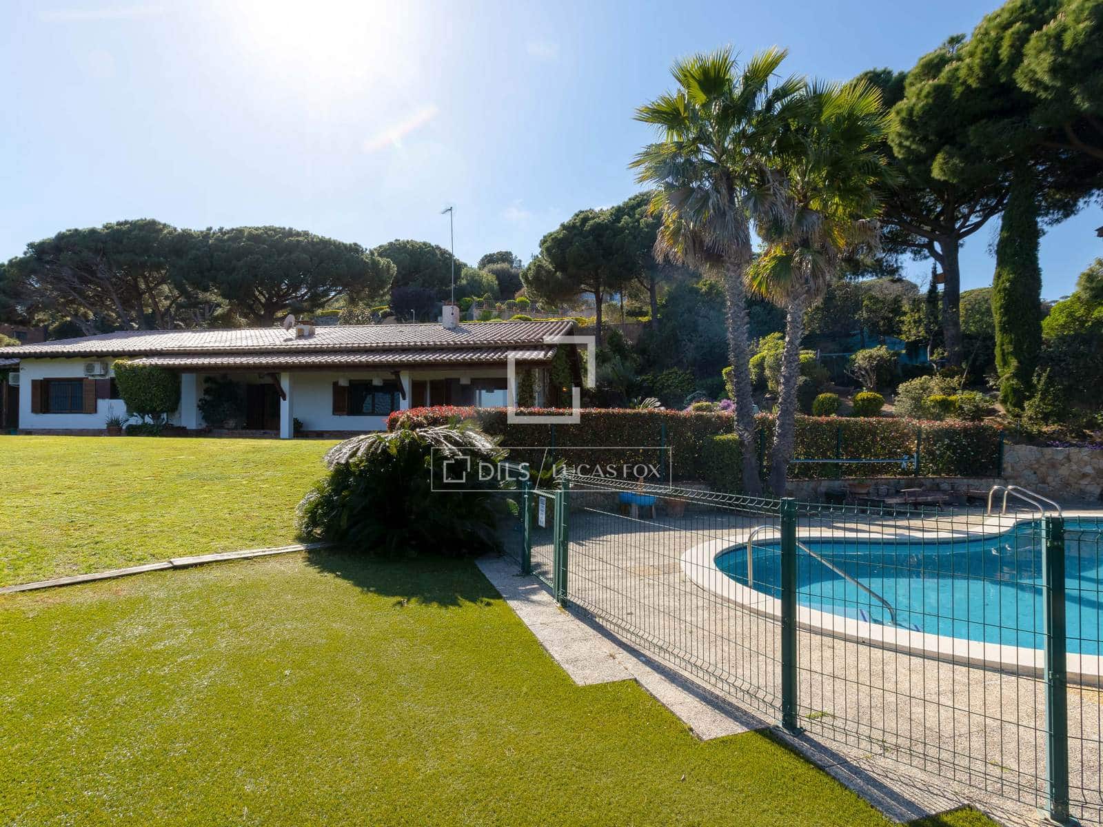 6 makuuhuone Huvila myytävänä paikassa Cabrera de Mar mukana uima-altaan 
autotalli - 1 850 000 € (Ref: 8949727)