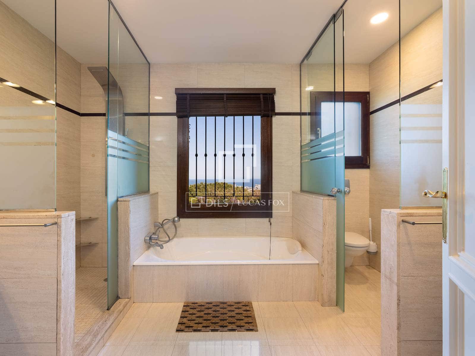 6 makuuhuone Huvila myytävänä paikassa Cabrera de Mar mukana uima-altaan 
autotalli - 1 850 000 € (Ref: 8949727)