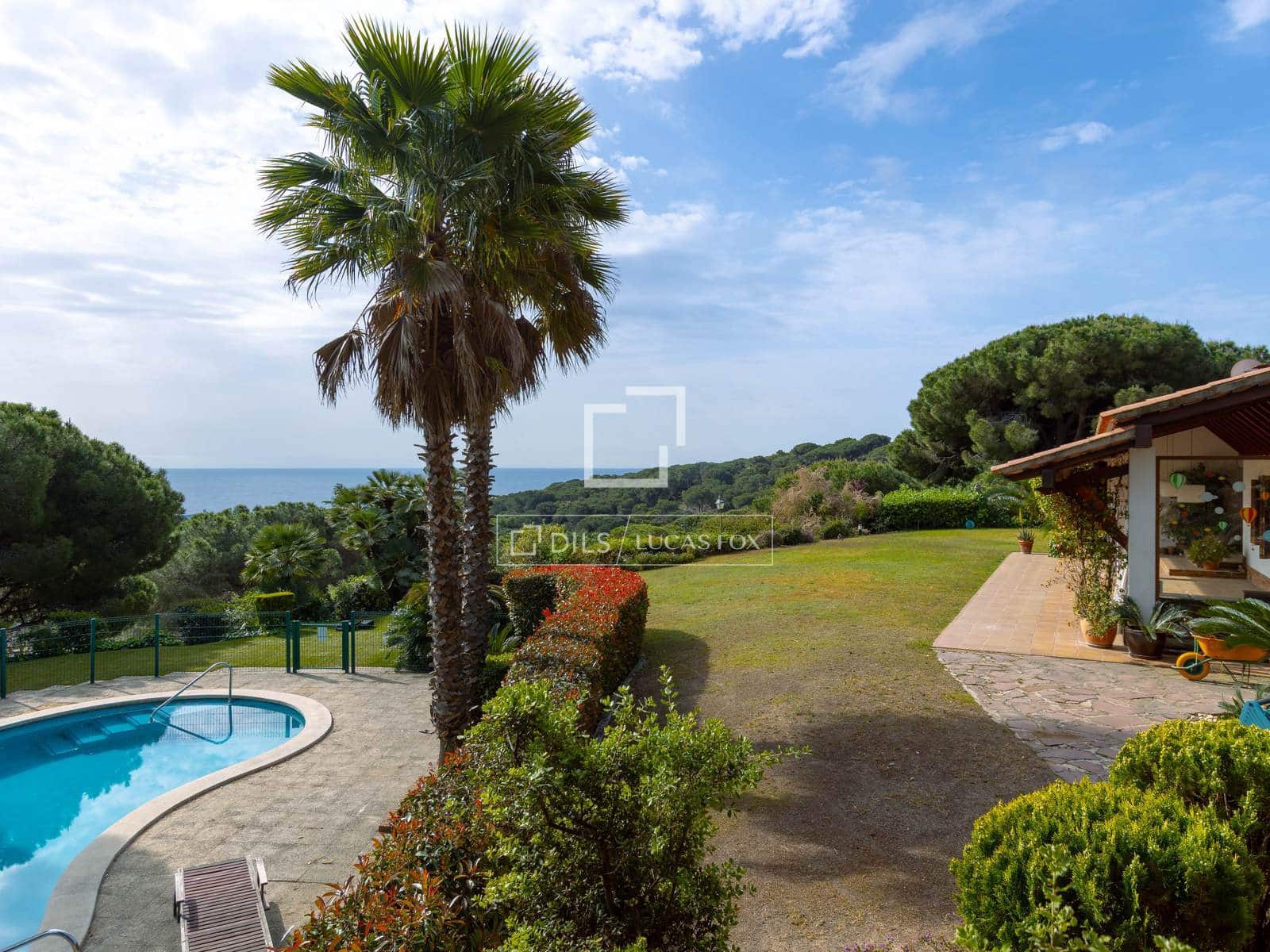 6 bedroom Villa for sale in Cabrera de Mar with pool garage - € 1,850,000 (Ref: 8949727)