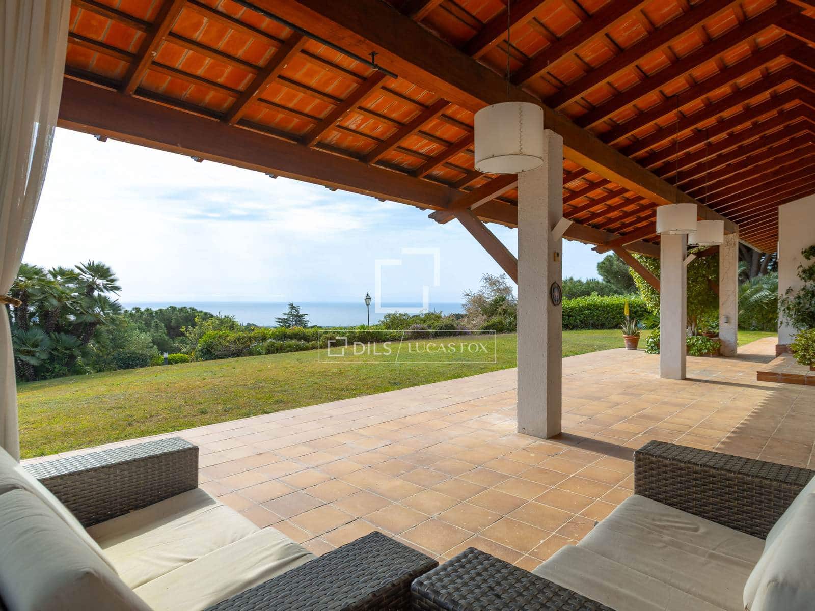6 bedroom Villa for sale in Cabrera de Mar with pool garage - € 1,850,000 (Ref: 8949727)