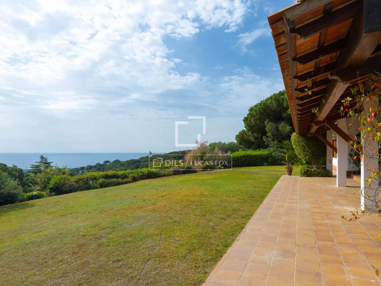 6 bedroom Villa for sale in Cabrera de Mar with pool garage - € 1,850,000 (Ref: 8949727)