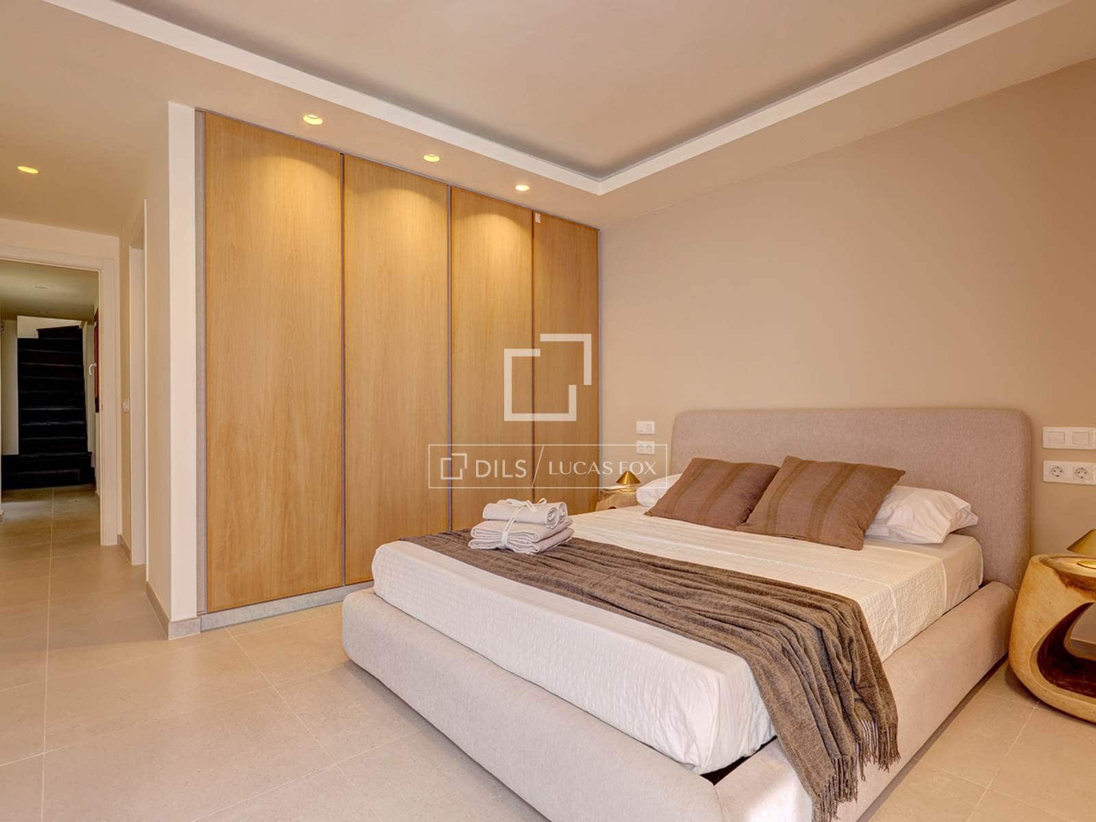 3 sypialnia Willa na sprzedaż w Estepona - 782 000 € (Ref: 8949728)