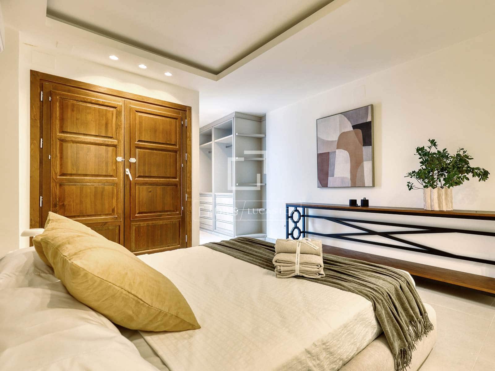 3 sypialnia Willa na sprzedaż w Estepona - 782 000 € (Ref: 8949728)