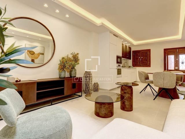 3 sypialnia Willa na sprzedaż w Estepona - 782 000 € (Ref: 8949728)