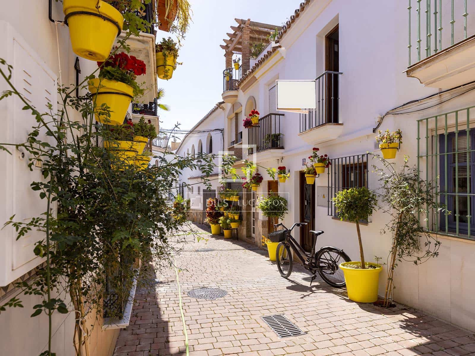 3 sypialnia Willa na sprzedaż w Estepona - 782 000 € (Ref: 8949728)