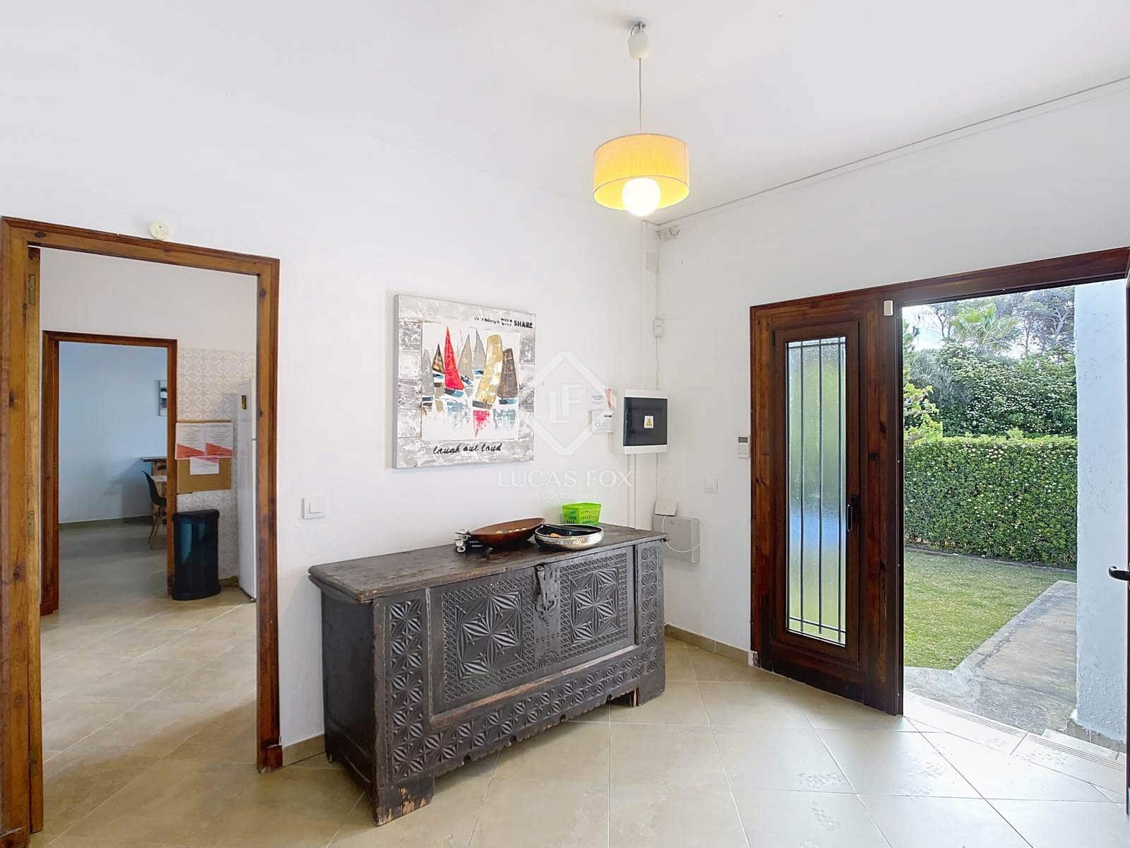 5 slaapkamer Villa te koop in Ciutadella de Menorca met zwembad garage - € 884.000 (Ref: 8951011)