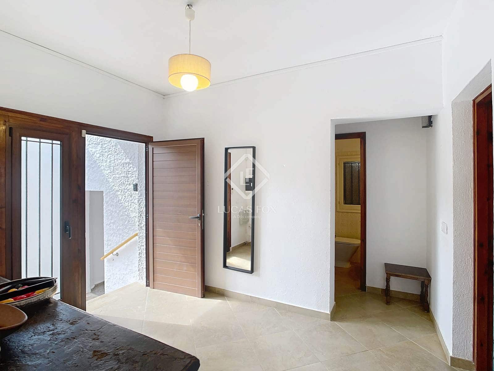 5 slaapkamer Villa te koop in Ciutadella de Menorca met zwembad garage - € 884.000 (Ref: 8951011)