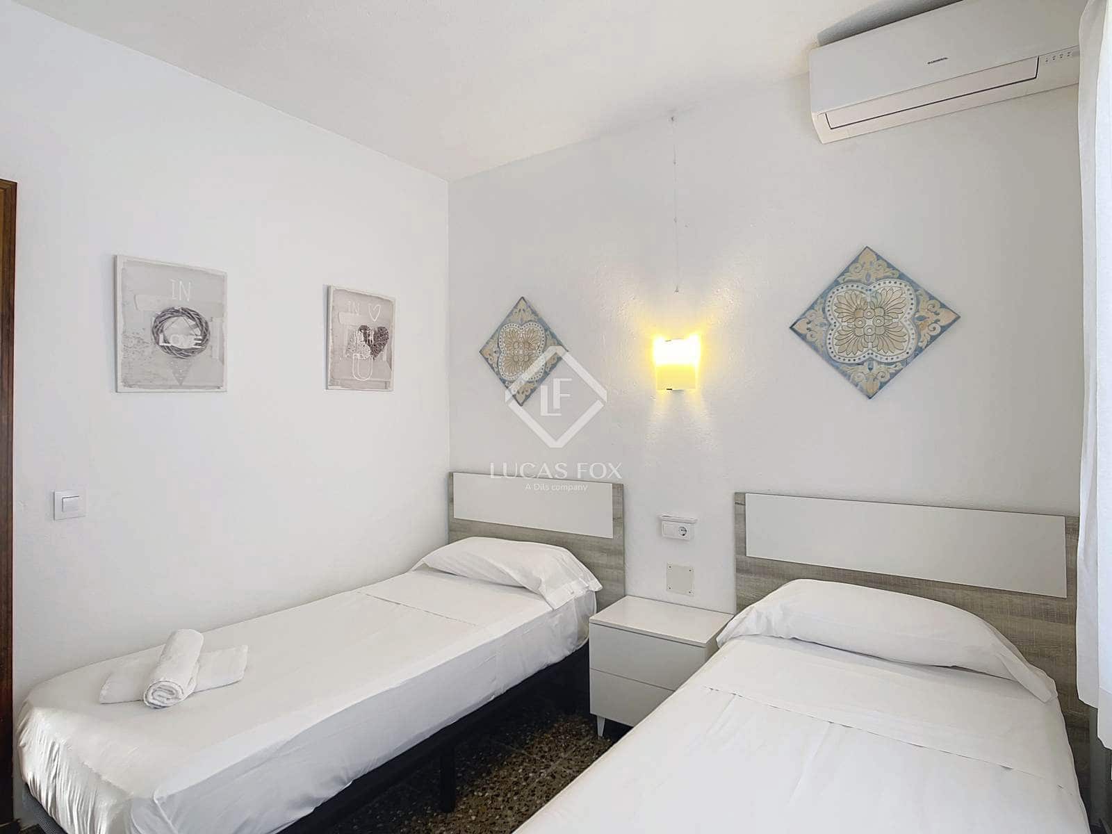 5 slaapkamer Villa te koop in Ciutadella de Menorca met zwembad garage - € 884.000 (Ref: 8951011)