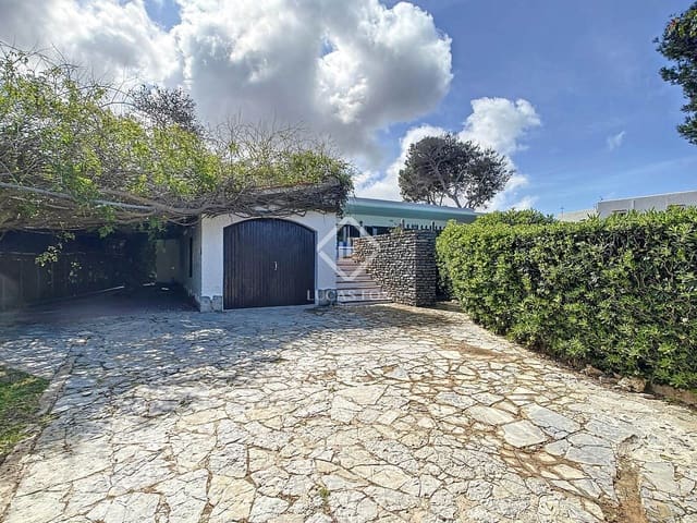 5 soveværelse Villa til salg i Ciutadella de Menorca med swimmingpool garage - € 884.000 (Ref: 8951011)