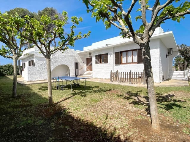 5 soveværelse Villa til salg i Ciutadella de Menorca med swimmingpool garage - € 884.000 (Ref: 8951011)