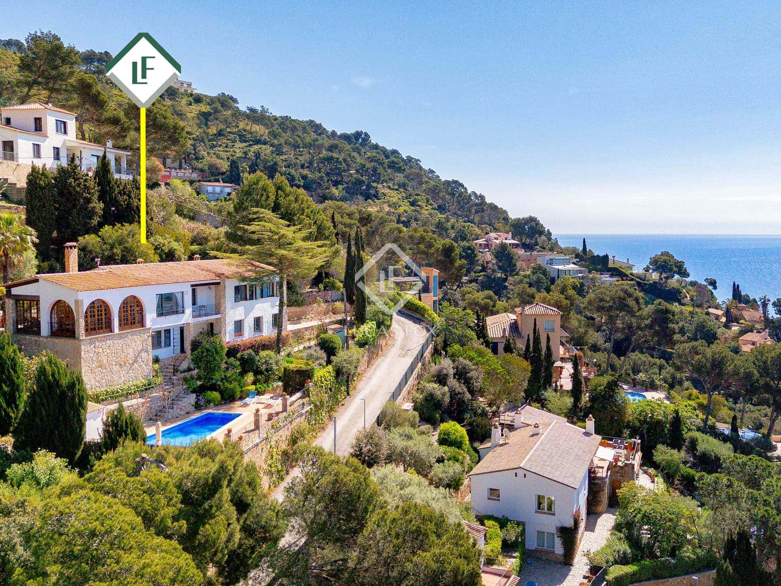 5 soverom Villa til salgs i Begur med svømmebasseng garasje - € 1 395 000 (Ref: 8951226)