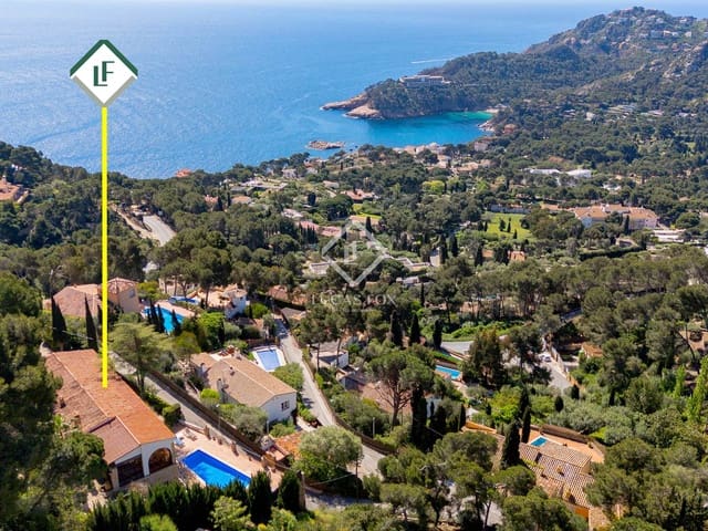 5 bedroom Villa for sale in Begur with pool garage - € 1,395,000 (Ref: 8951226)