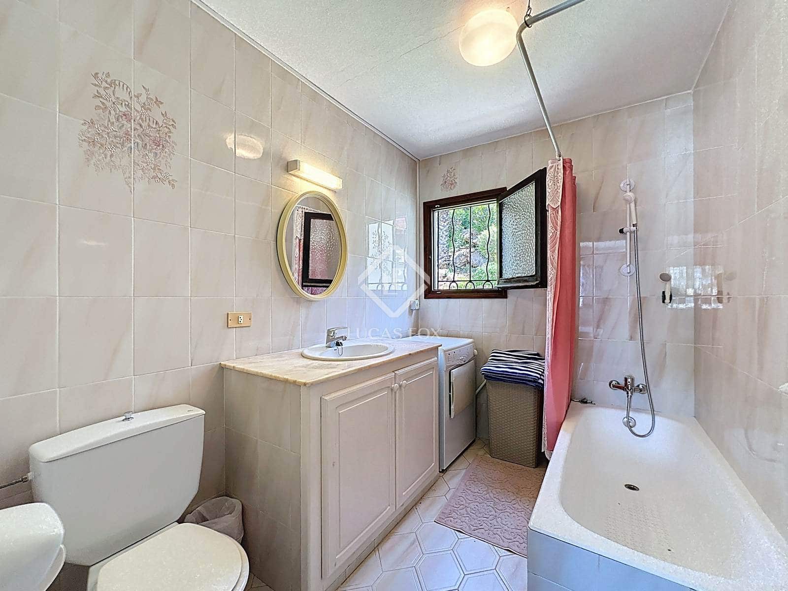 4 soveværelse Villa til salg i Alayor / Alaior med swimmingpool garage - € 599.999 (Ref: 8953085)