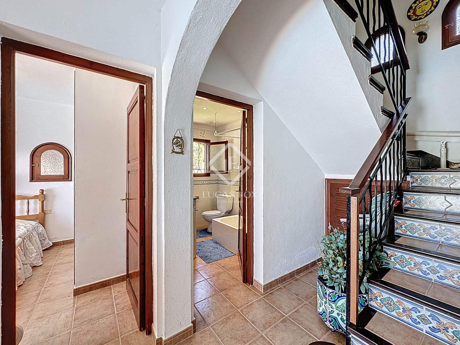 4 soveværelse Villa til salg i Alayor / Alaior med swimmingpool garage - € 599.999 (Ref: 8953085)