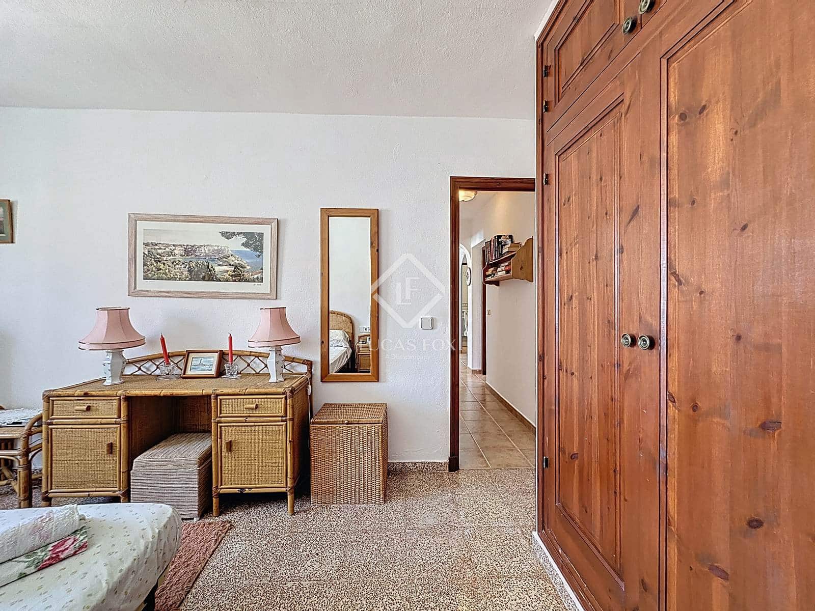 4 soveværelse Villa til salg i Alayor / Alaior med swimmingpool garage - € 599.999 (Ref: 8953085)