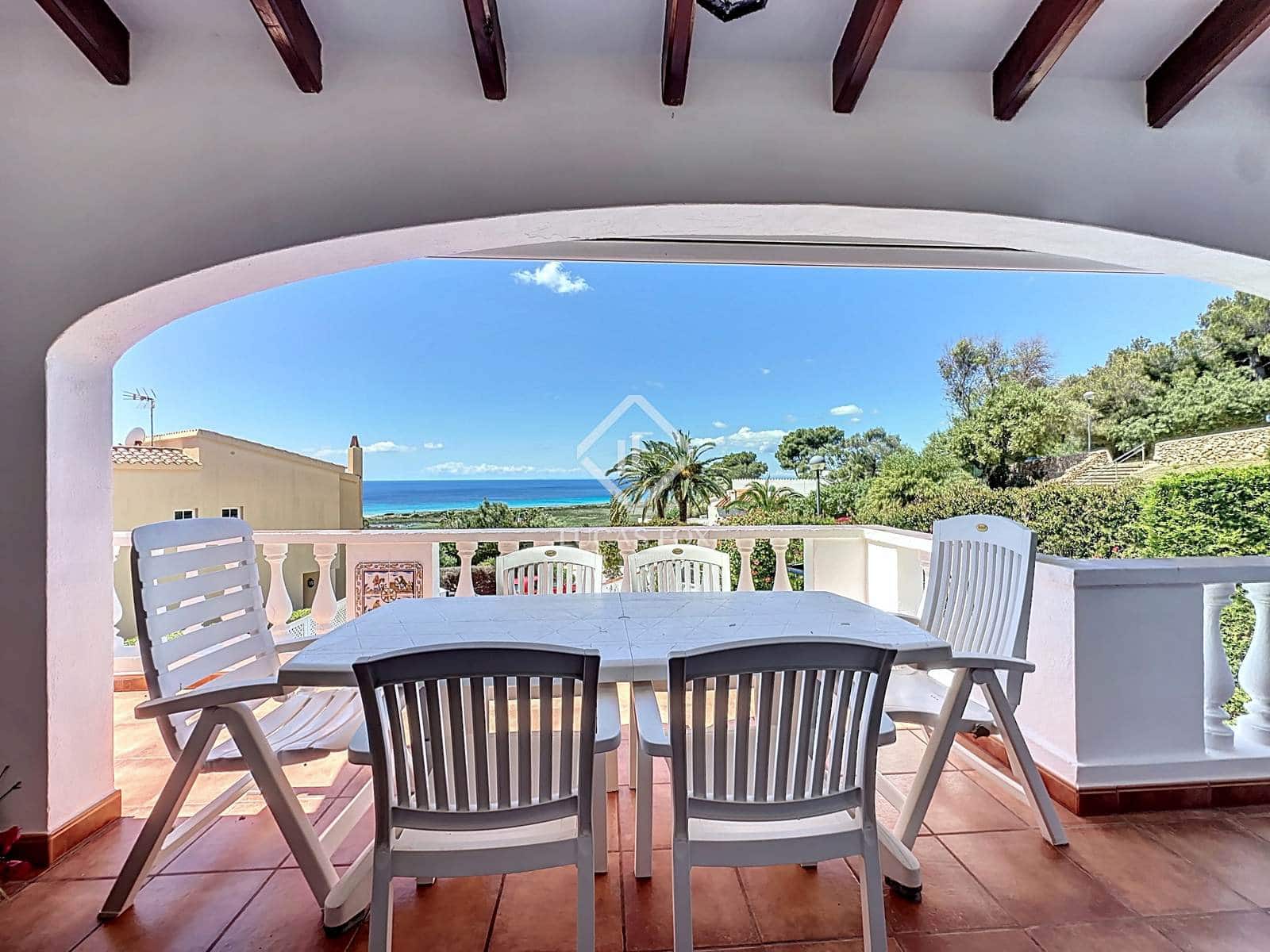 4 soveværelse Villa til salg i Alayor / Alaior med swimmingpool garage - € 599.999 (Ref: 8953085)