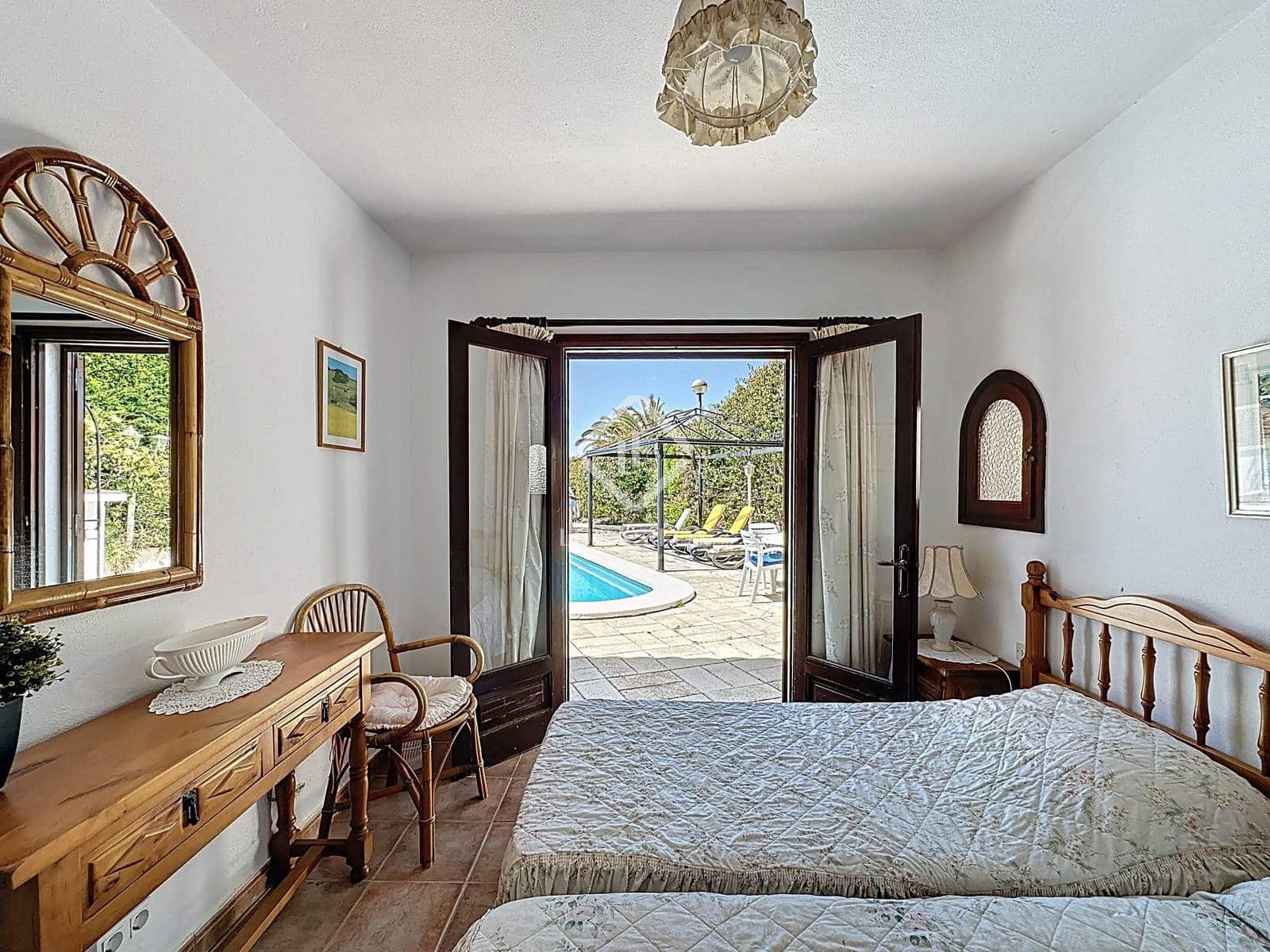 4 soveværelse Villa til salg i Alayor / Alaior med swimmingpool garage - € 599.999 (Ref: 8953085)