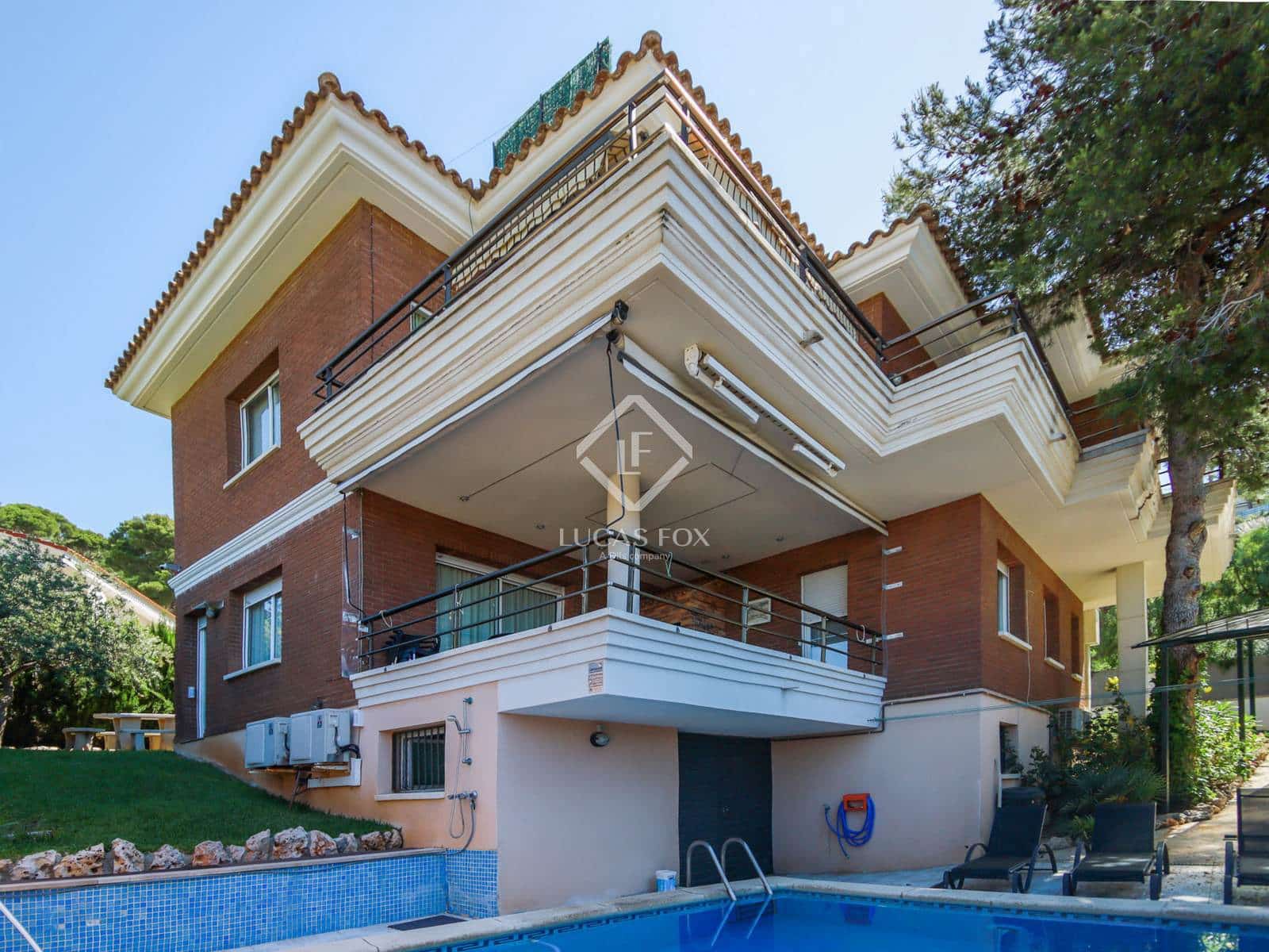 5 bedroom Villa for sale in Salou with pool garage - € 735,000 (Ref: 8953531)