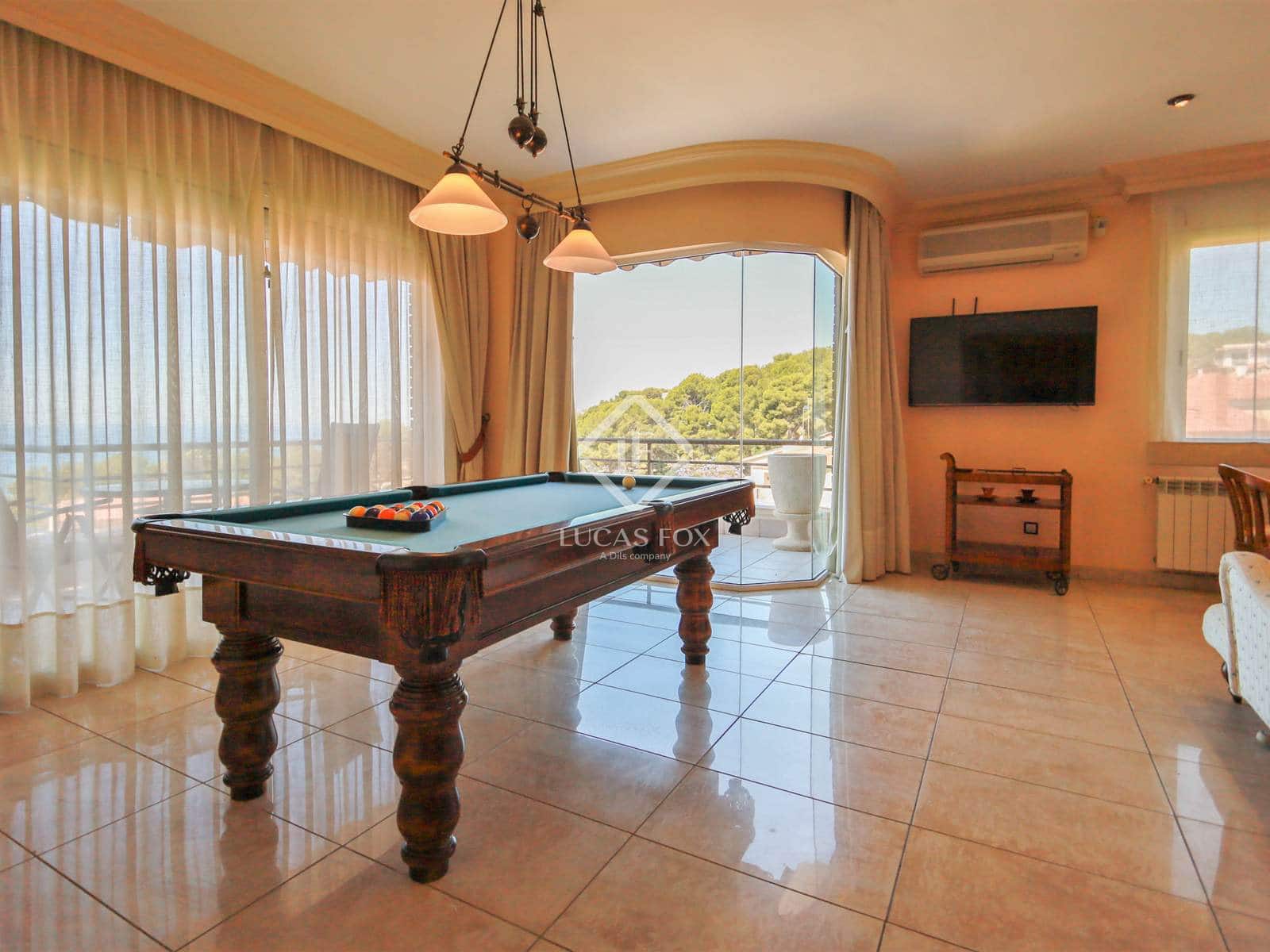 5 bedroom Villa for sale in Salou with pool garage - € 735,000 (Ref: 8953531)