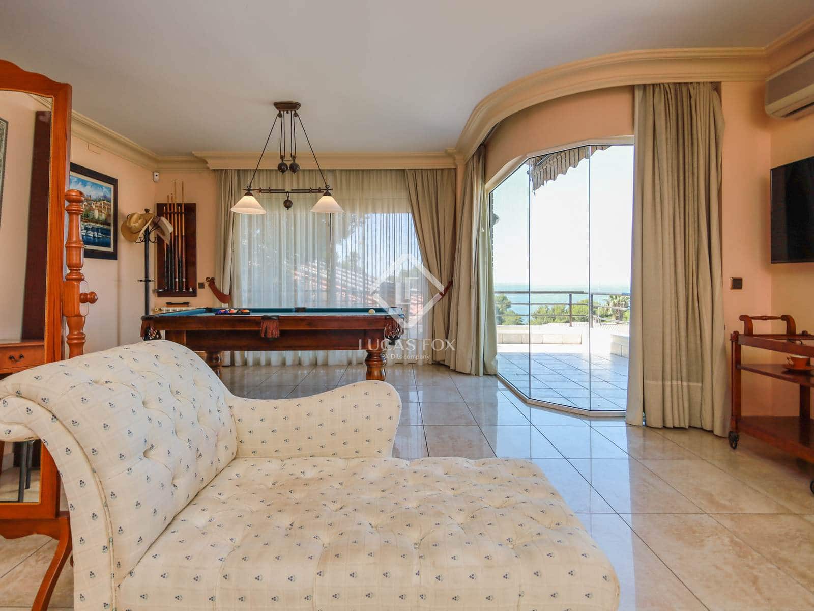 5 bedroom Villa for sale in Salou with pool garage - € 735,000 (Ref: 8953531)