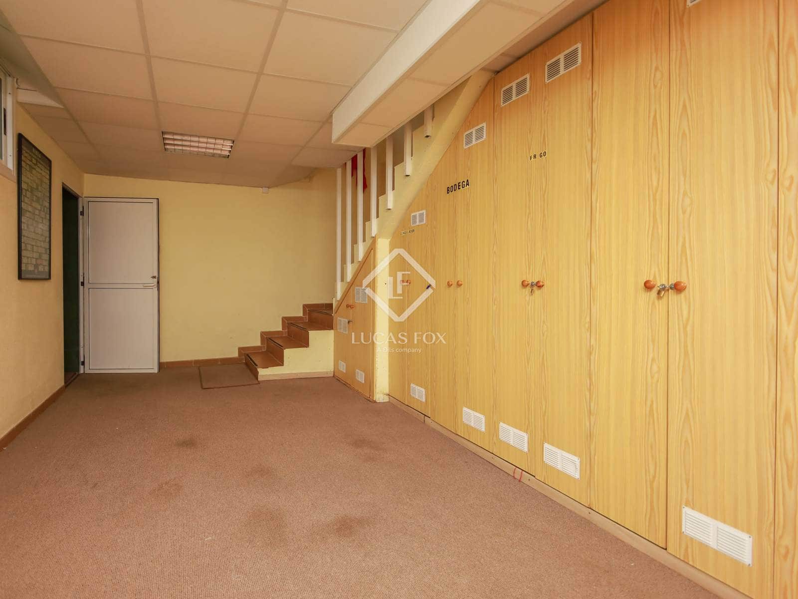 5 bedroom Villa for sale in Salou with pool garage - € 735,000 (Ref: 8953531)