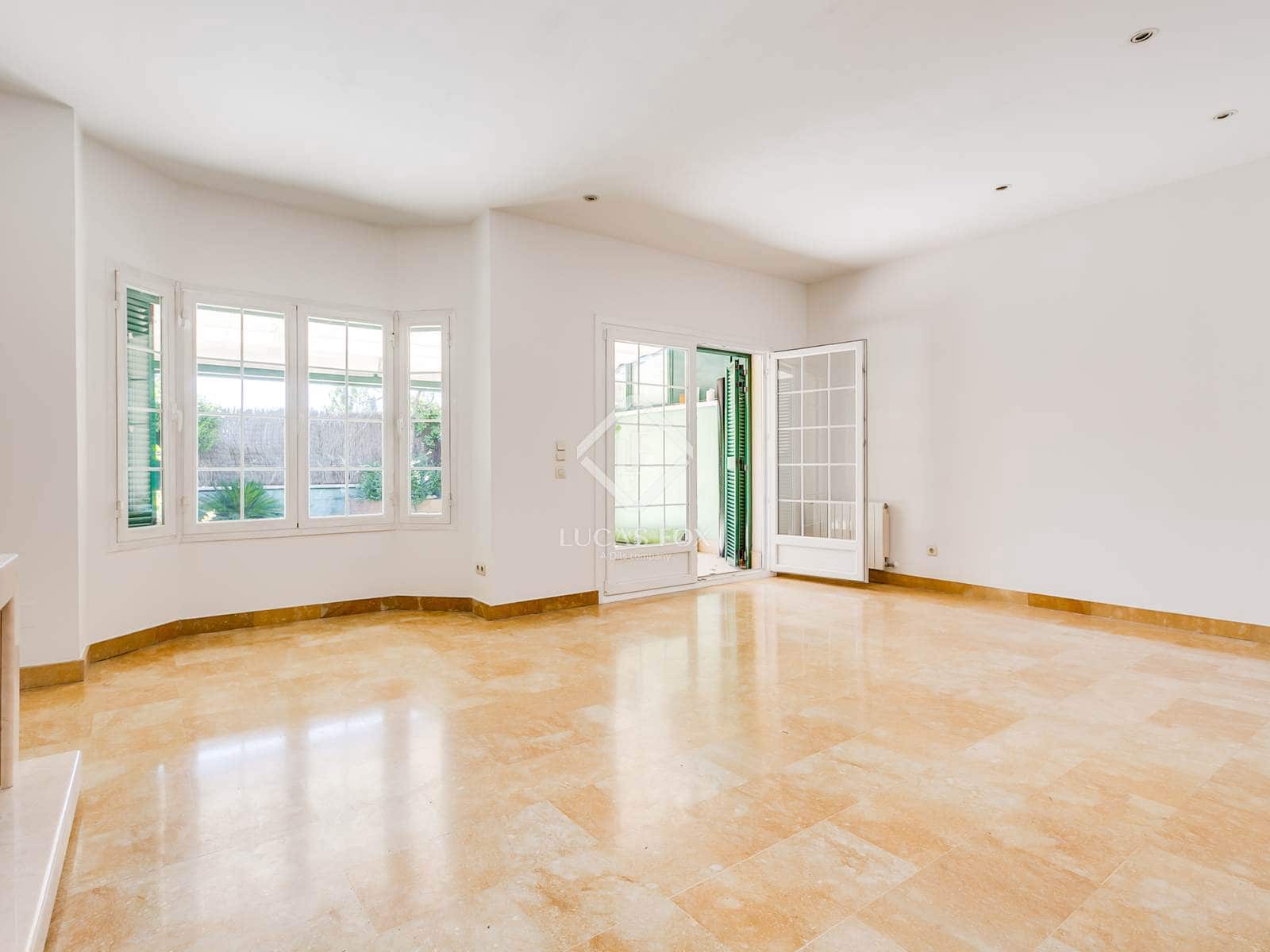 4 soveværelse Villa til salg i Madrid by med swimmingpool garage - € 1.650.000 (Ref: 8953785)