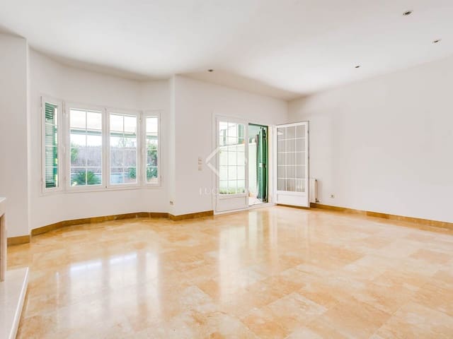 4 sypialnia Willa na sprzedaż w Miasto Madryt z basenem garażem - 1 650 000 € (Ref: 8953785)