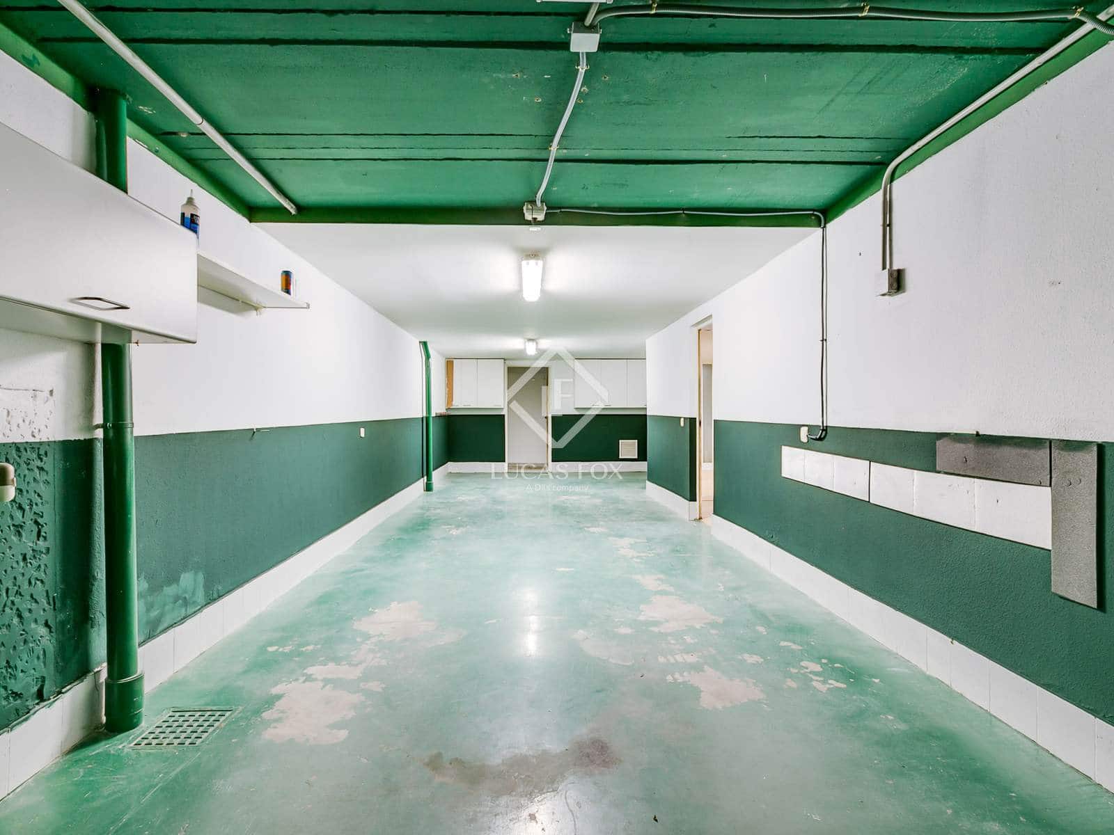 4 soveværelse Villa til salg i Madrid by med swimmingpool garage - € 1.650.000 (Ref: 8953785)