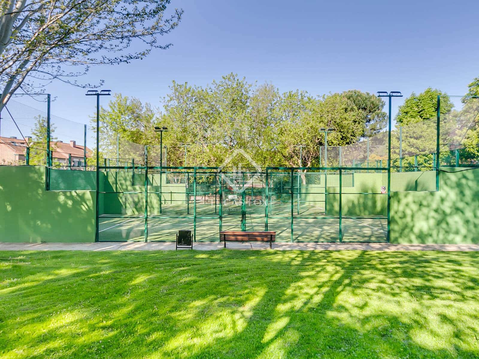 4 soveværelse Villa til salg i Madrid by med swimmingpool garage - € 1.650.000 (Ref: 8953785)