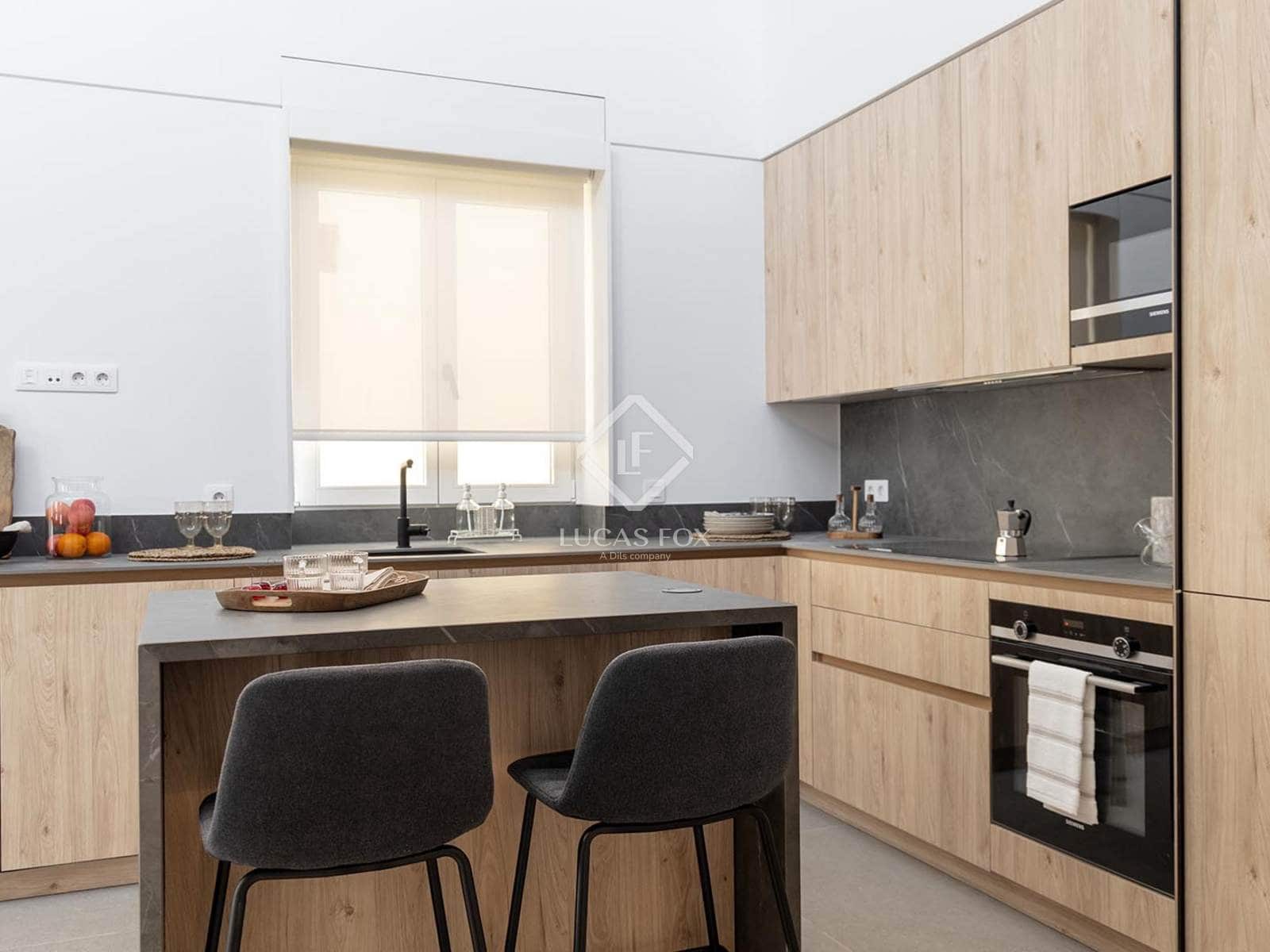 4 soverom Penthouse til salgs i Madrid by med svømmebasseng garasje - € 3 303 000 (Ref: 8953786)