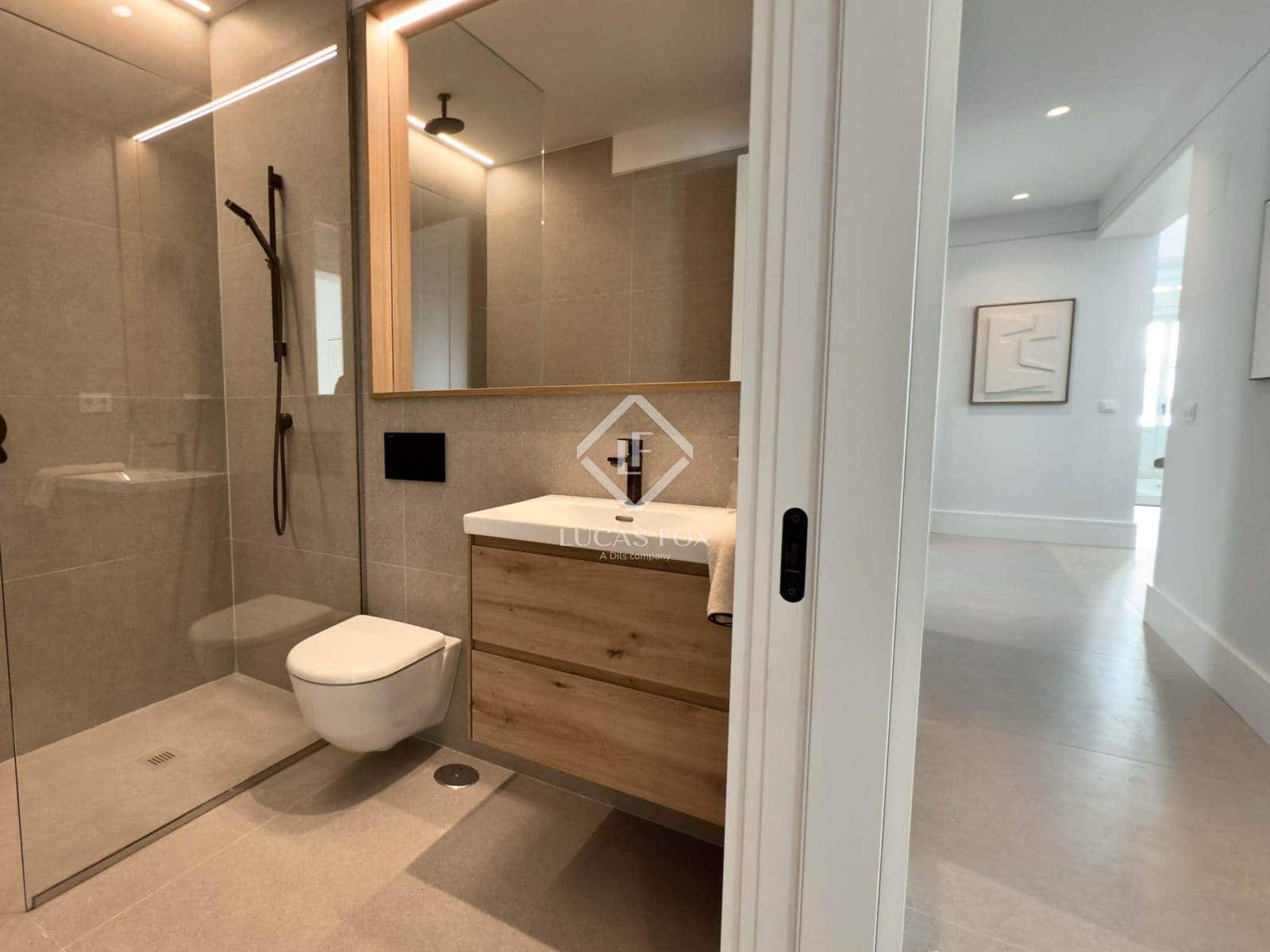 4 soverom Penthouse til salgs i Madrid by med svømmebasseng garasje - € 3 303 000 (Ref: 8953786)